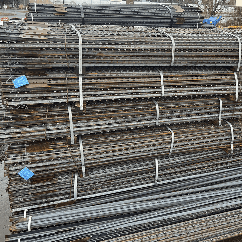 Orchard Valley Supply T-Posts - No Paint, With Spade